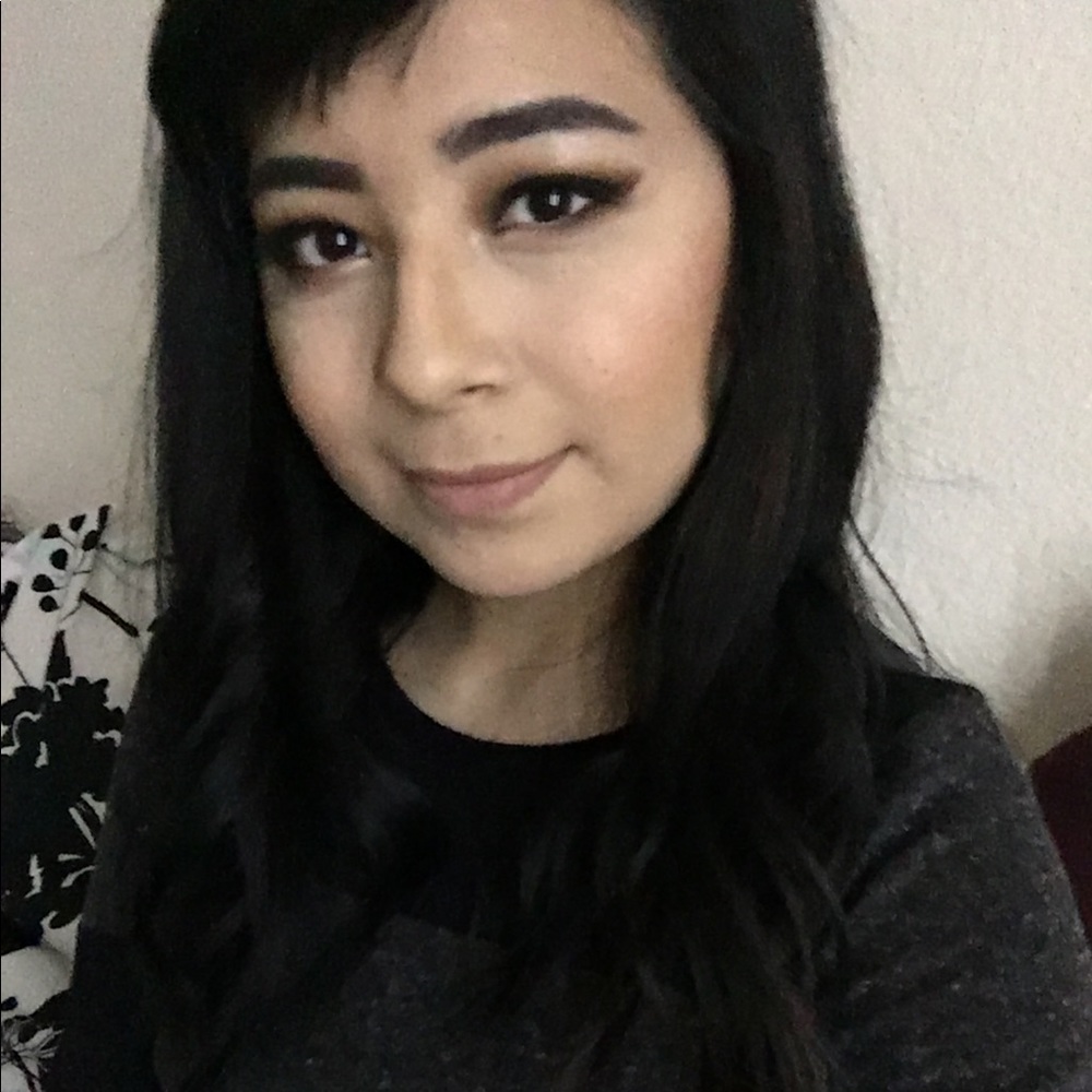 Meet your Posher, Tiffany